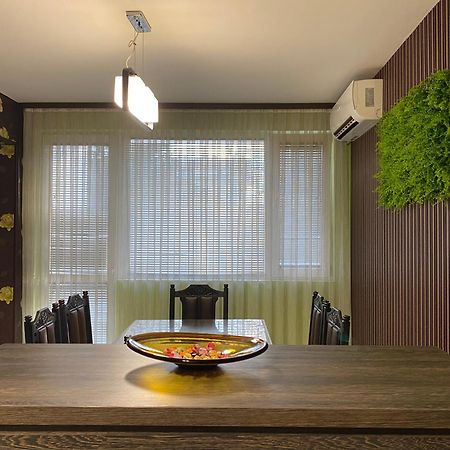 Gala Apartment Veliko Tărnovo Esterno foto